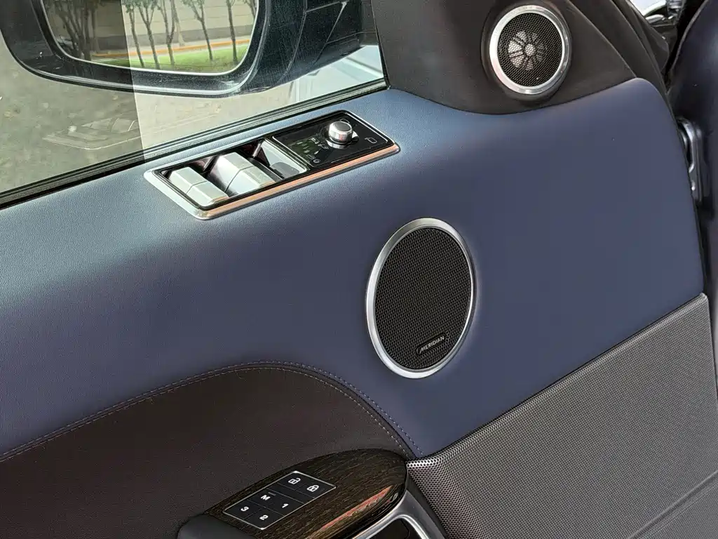 Land Rover Sport — миниатюра 16