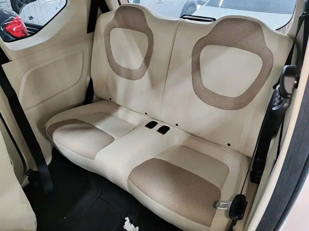 Wuling MINIEV — миниатюра 17