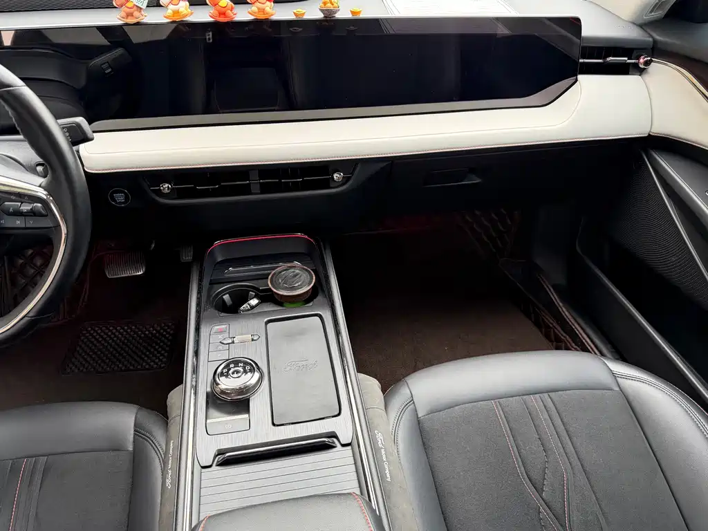Ford Mondeo — миниатюра 12