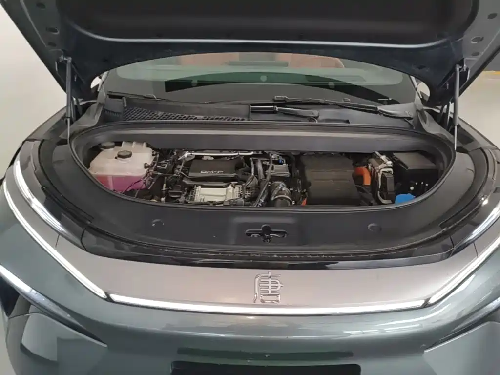 BYD Tang L — миниатюра 20