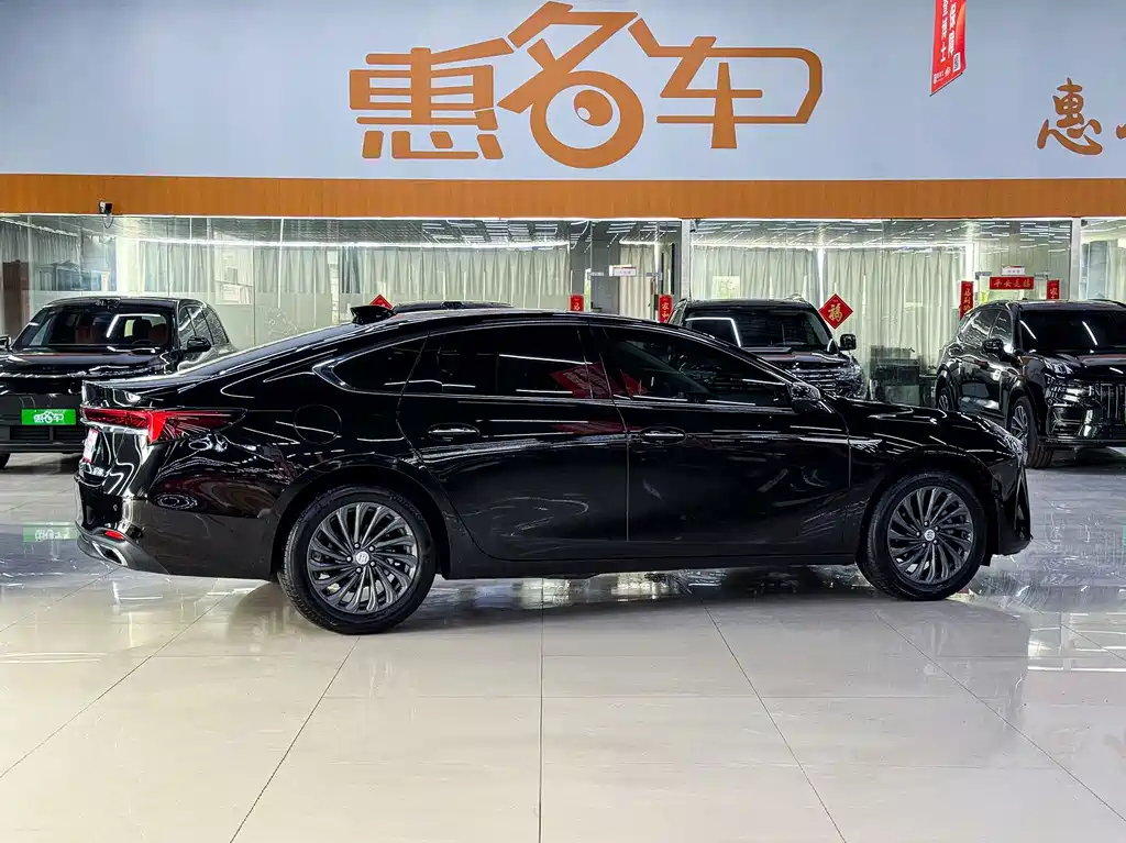 Buick LaCrosse — миниатюра 13