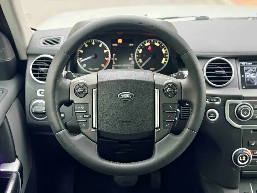 Land Rover Discovery — миниатюра 3