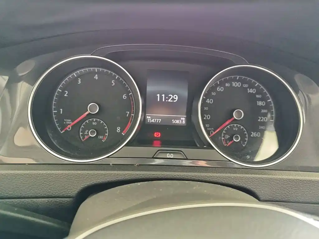 Volkswagen Golf — миниатюра 12