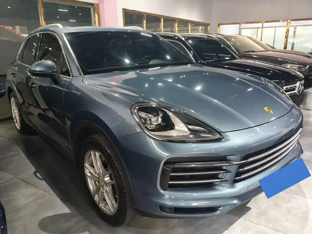 Porsche Cayenne — миниатюра 3