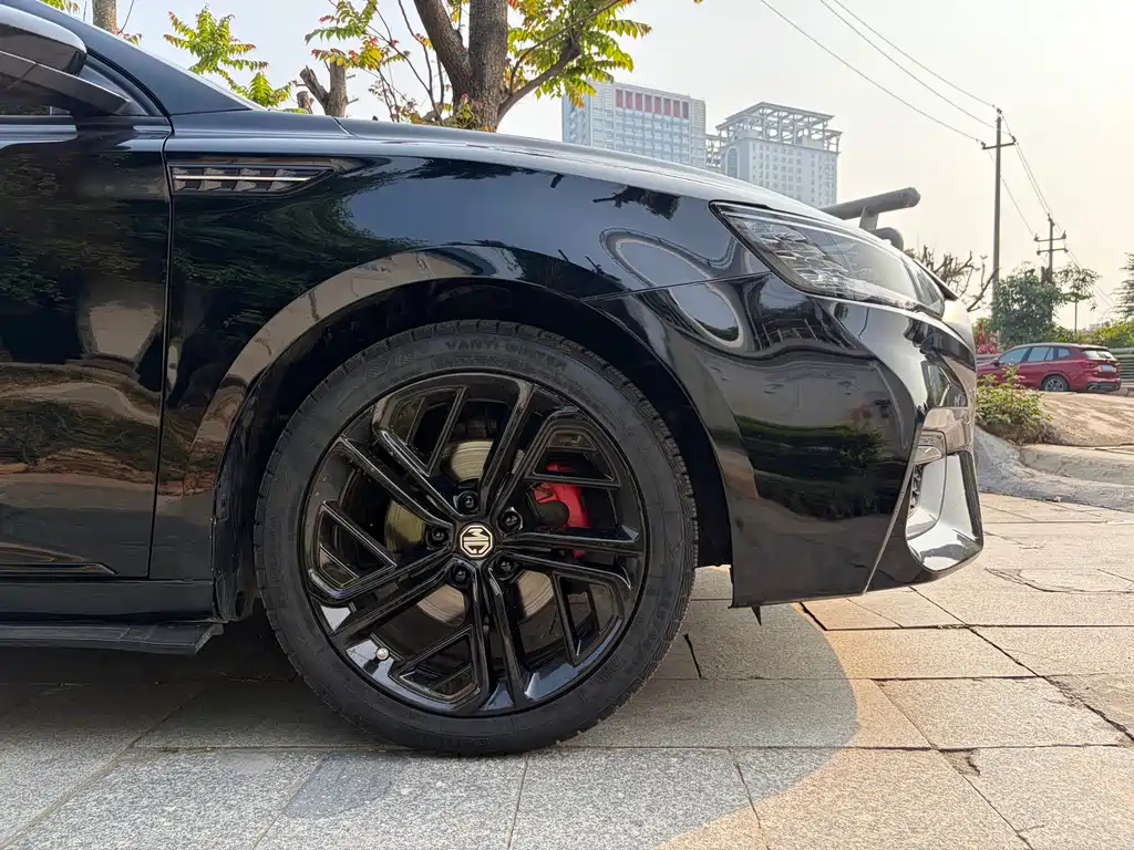 MG MG6 — миниатюра 10