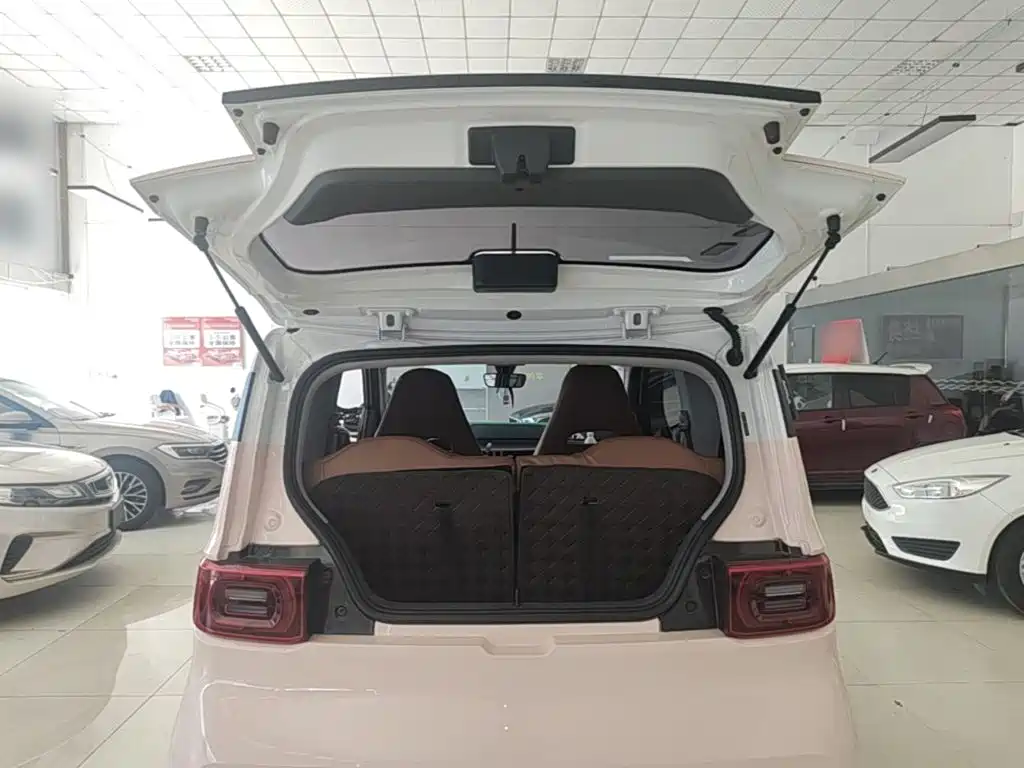 Wuling MINIEV — миниатюра 19