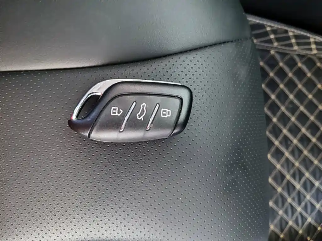 Roewe i5 — миниатюра 9