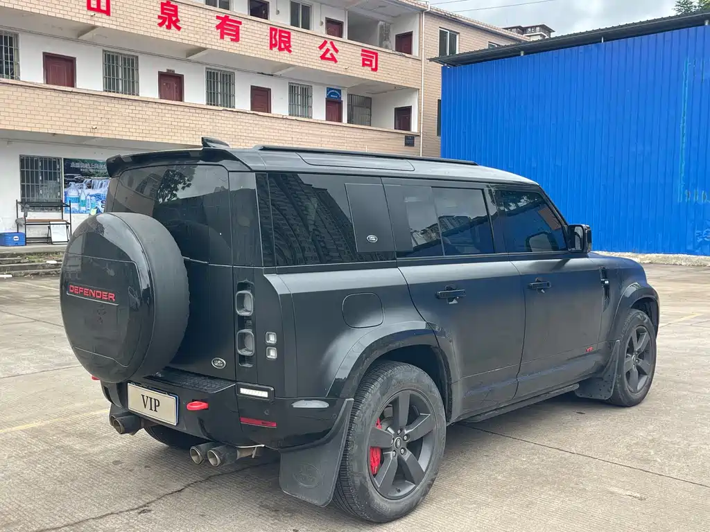 Land Rover Defender — миниатюра 5