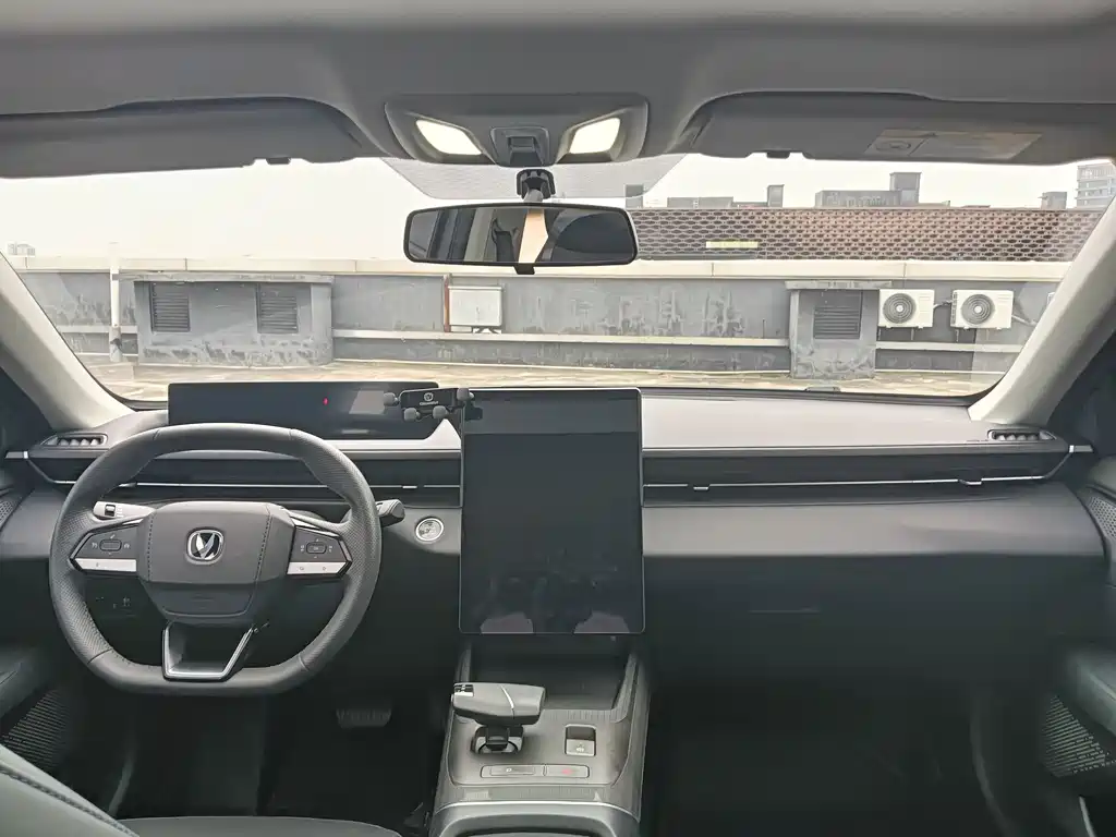 Changan Eado — миниатюра 8