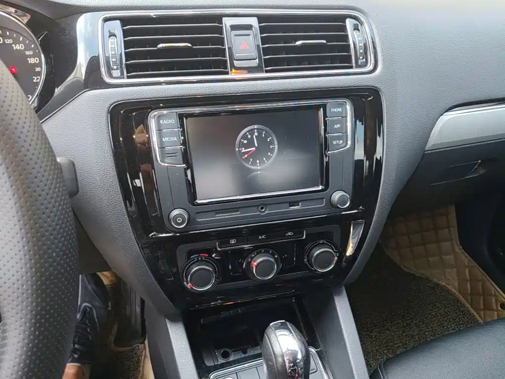 Volkswagen Sagitar — миниатюра 13