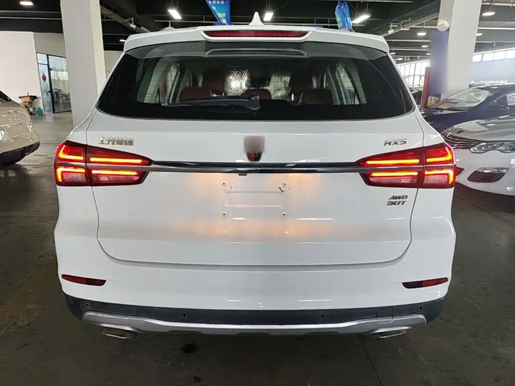 Roewe RX5 — миниатюра 6