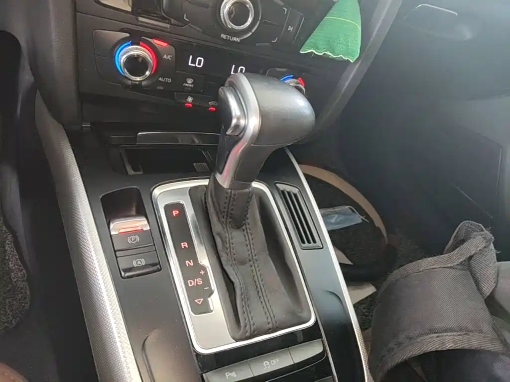 Audi A4L — миниатюра 14