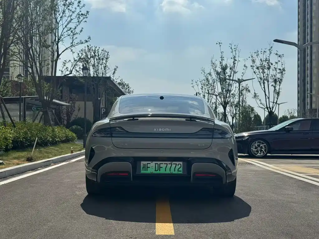 Xiaomi SU7 — миниатюра 8