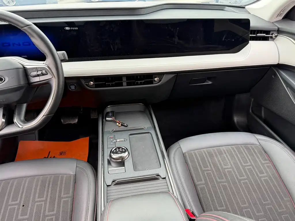 Ford Mondeo — миниатюра 9