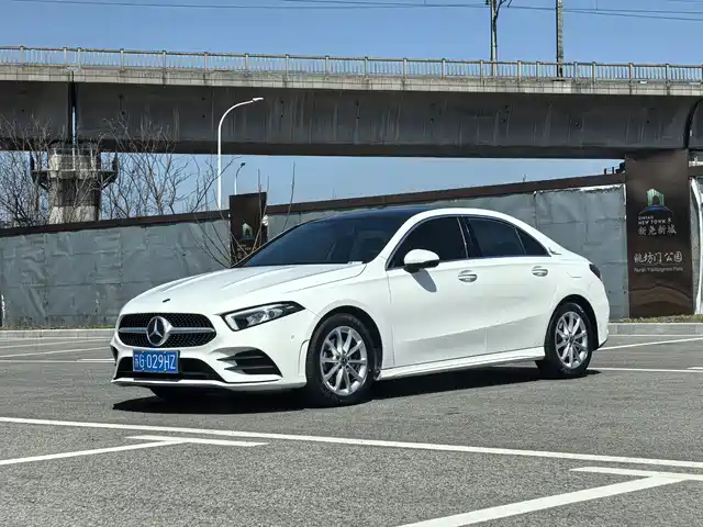 MERCEDES-BENZ A CLASS