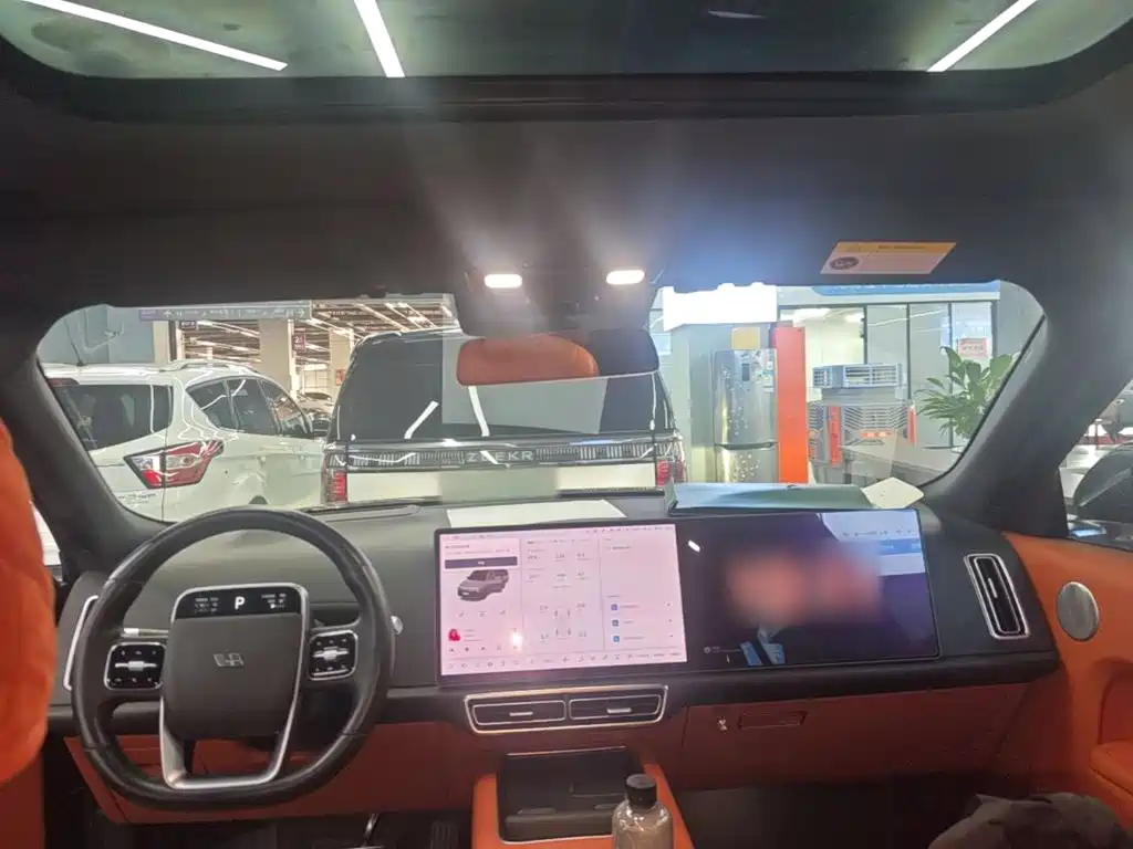 Li Auto Li L8 — миниатюра 18