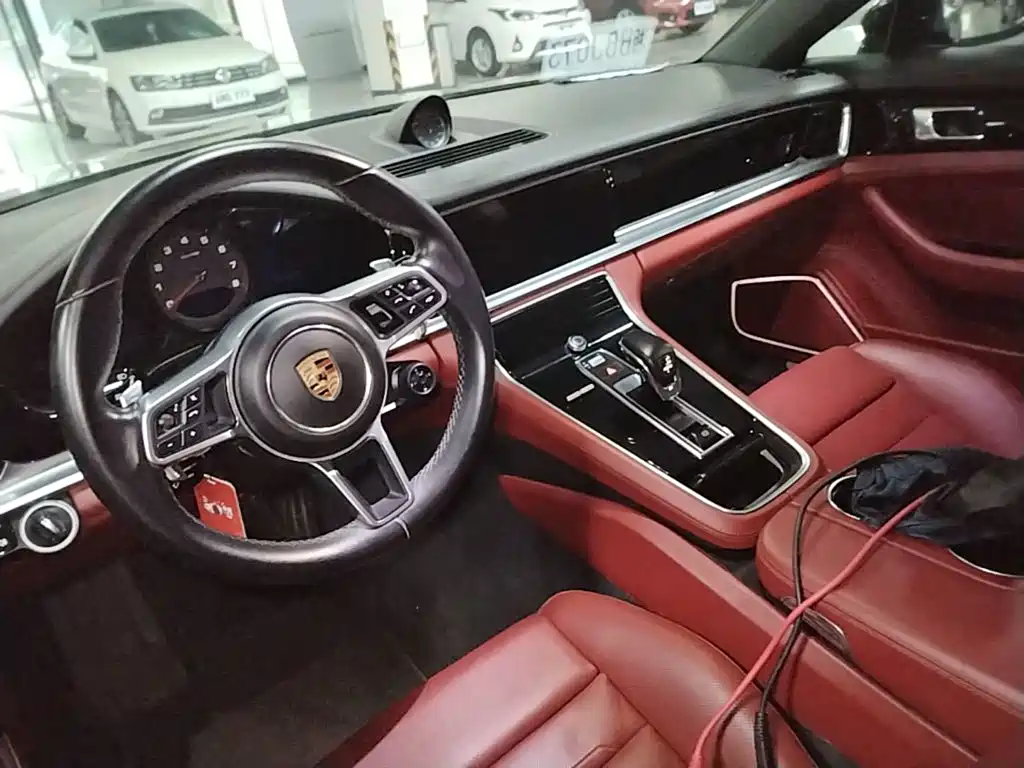 Porsche Panamera — миниатюра 10
