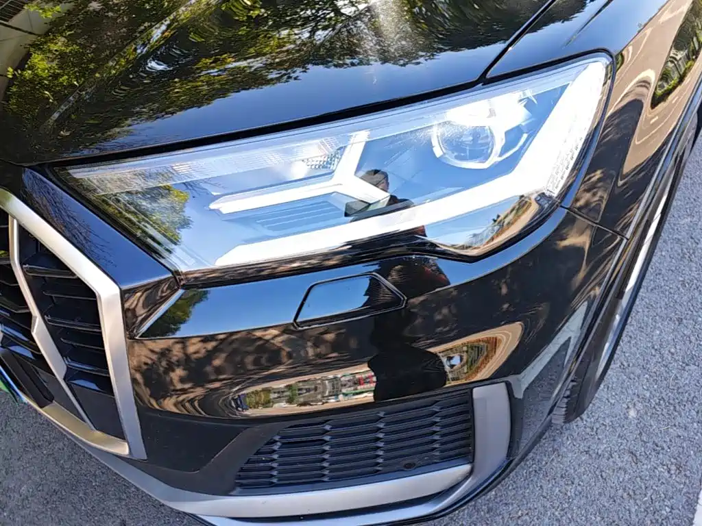 Audi Q7 — миниатюра 24