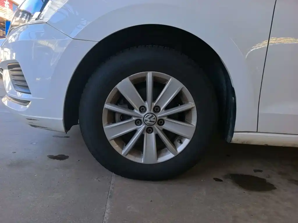 Volkswagen Jetta — миниатюра 23