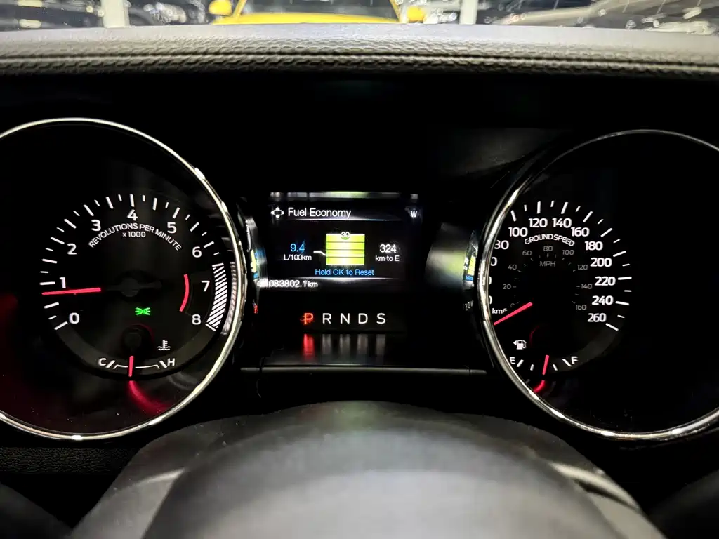 Ford Mustang — миниатюра 7
