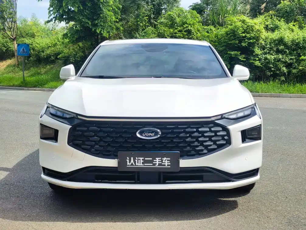 Ford Mondeo — миниатюра 2