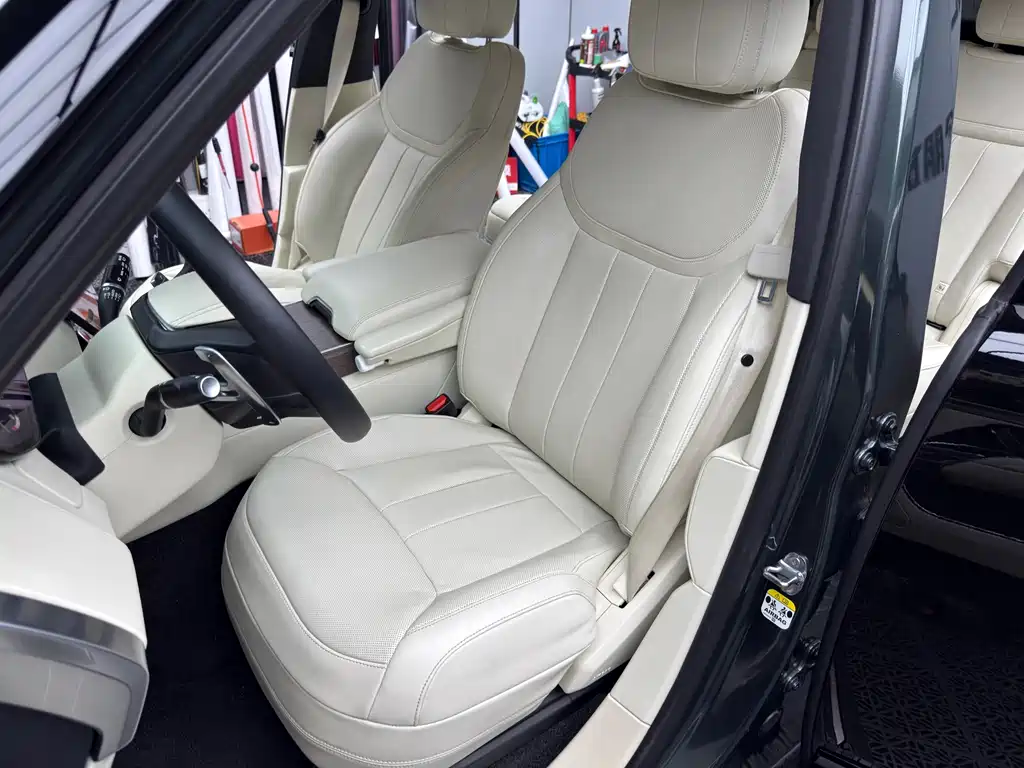 Land Rover Range Rover — миниатюра 13