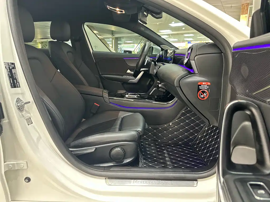 Mercedes-Benz A-Class — миниатюра 12