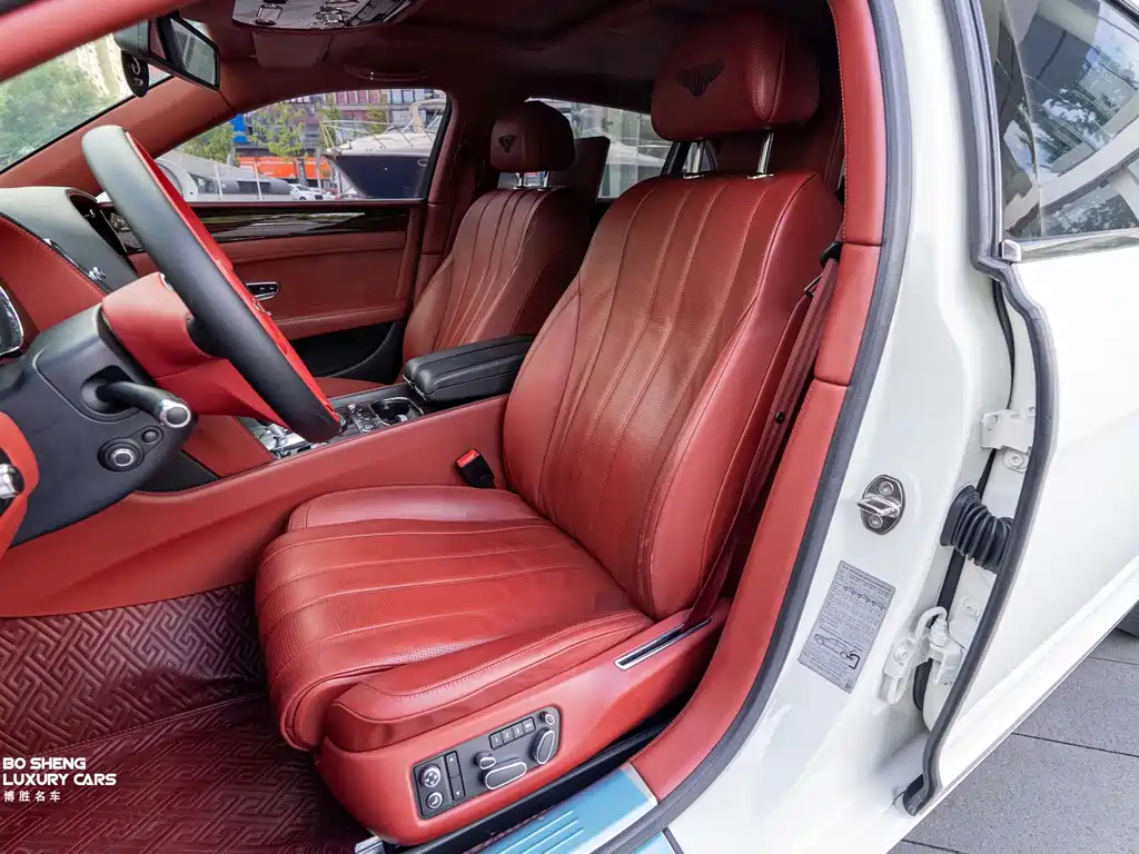 Bentley Flying Spur — миниатюра 10