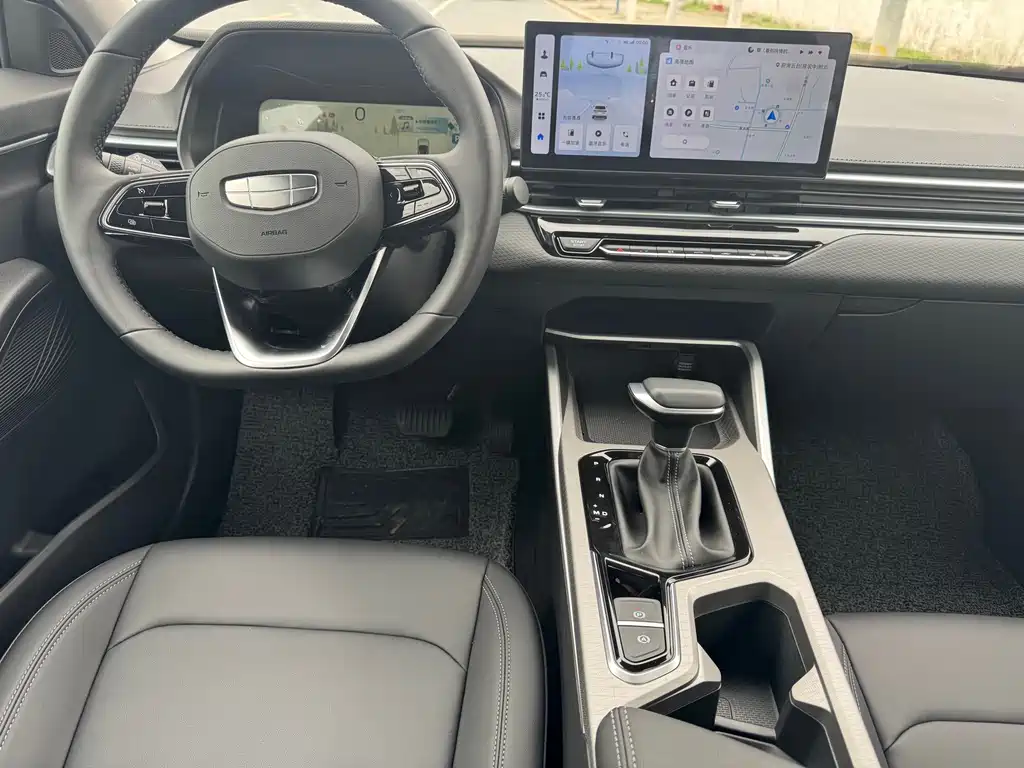 Geely Emgrand — миниатюра 6