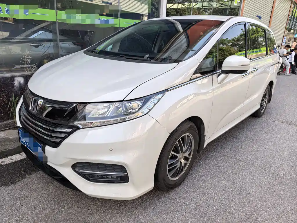 Купить Honda Odyssey