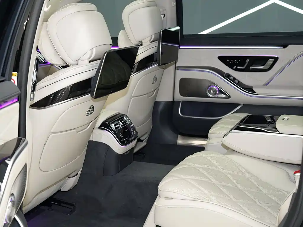 Mercedes-Benz S-Class — миниатюра 12