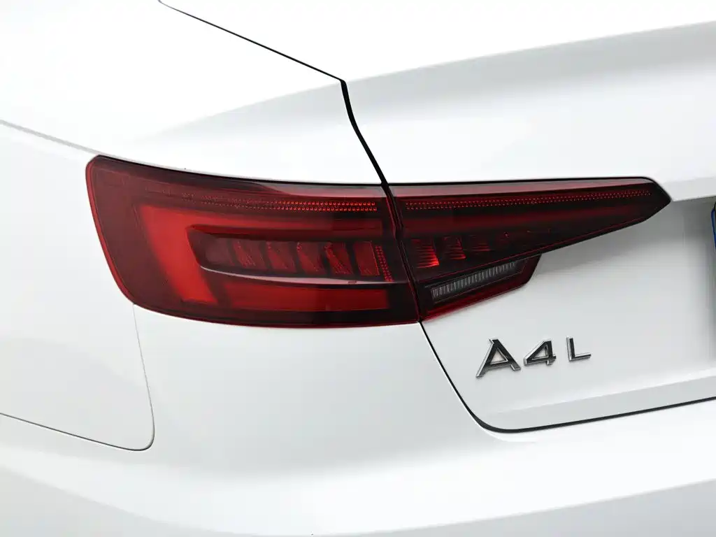 Audi A4L — миниатюра 7