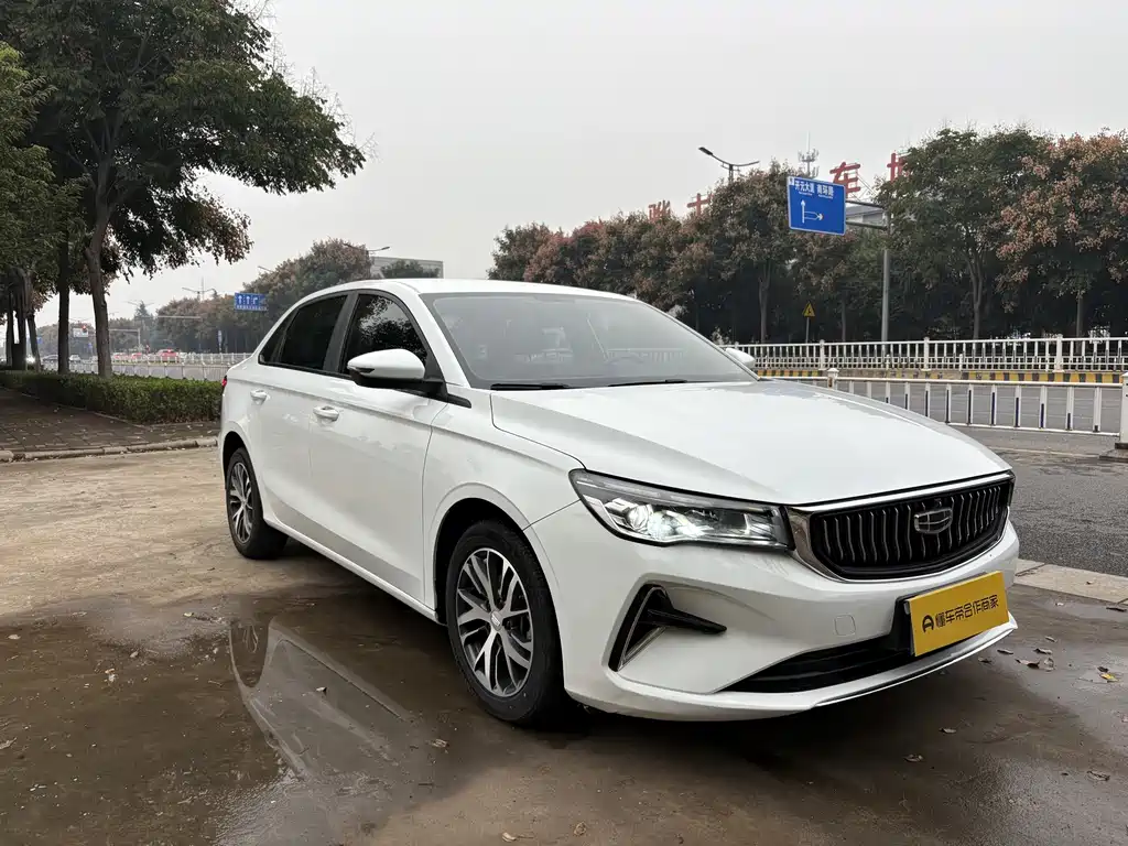 Geely Emgrand — миниатюра 6
