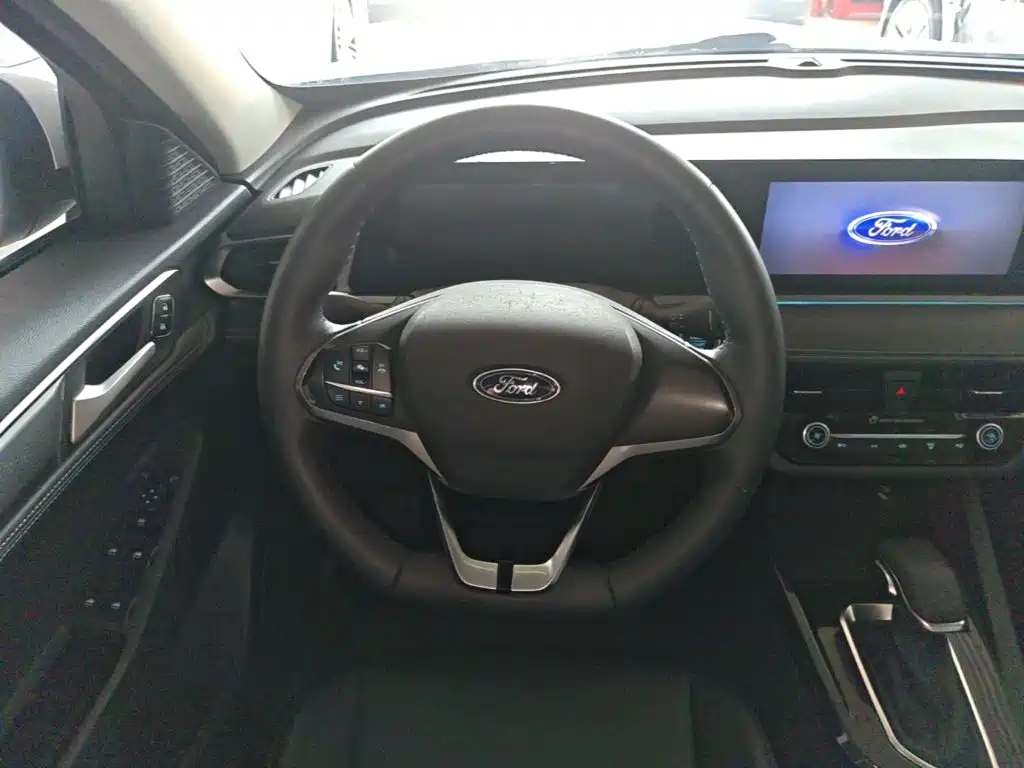 Ford Escort — миниатюра 11