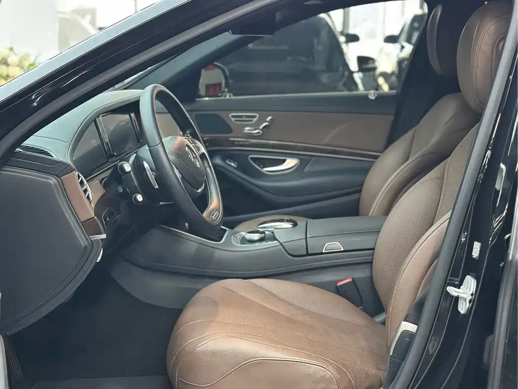 Mercedes-Benz S-Class — миниатюра 4
