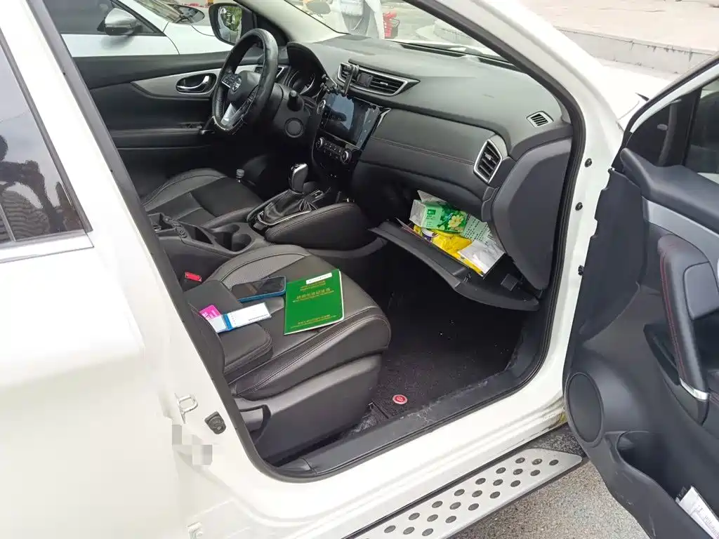 Nissan Qashqai — миниатюра 19