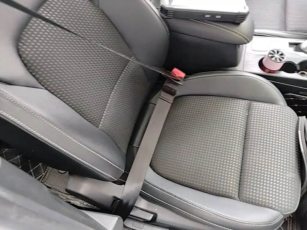 Ford Focus — миниатюра 25