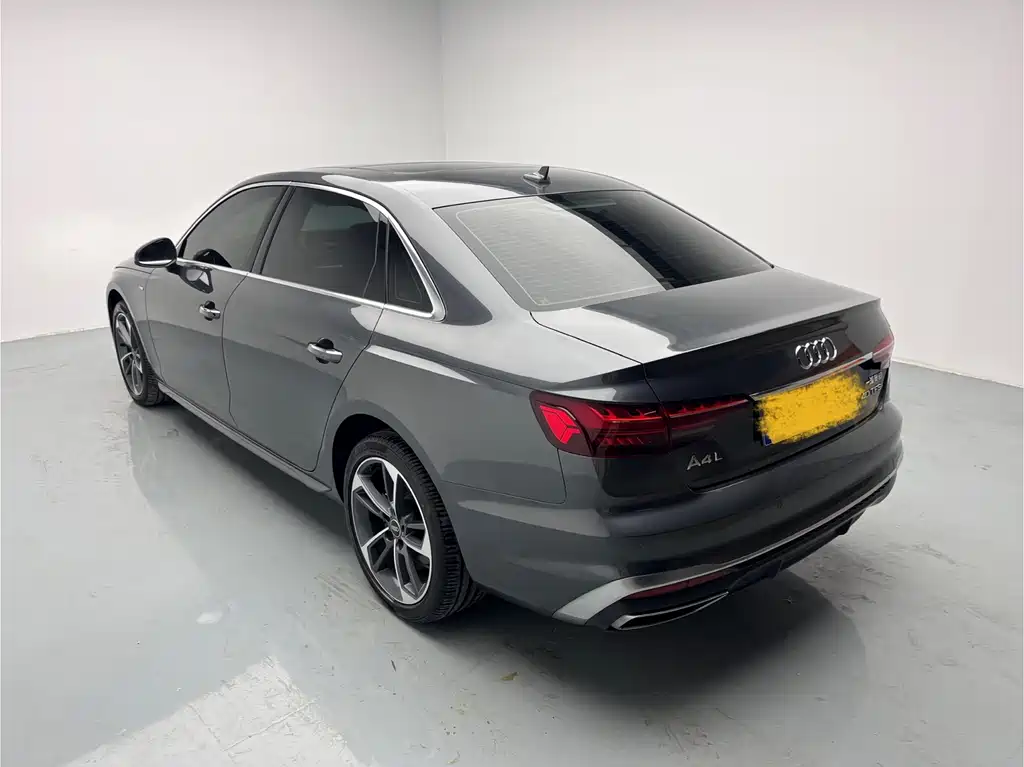 Audi A4L 2022 40 TFSI Fashion