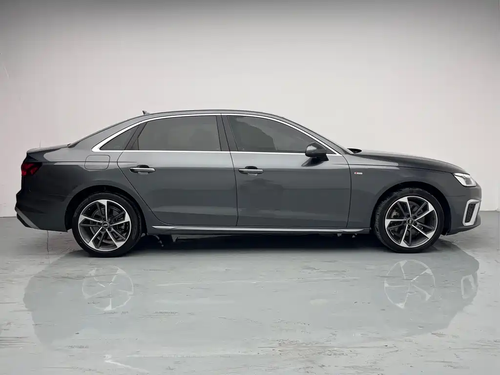 Audi A4L 2022 40 TFSI Fashion