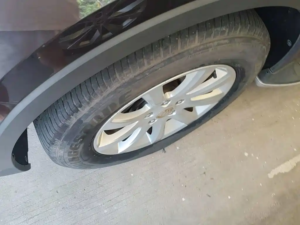 Buick Envision Plus — миниатюра 23