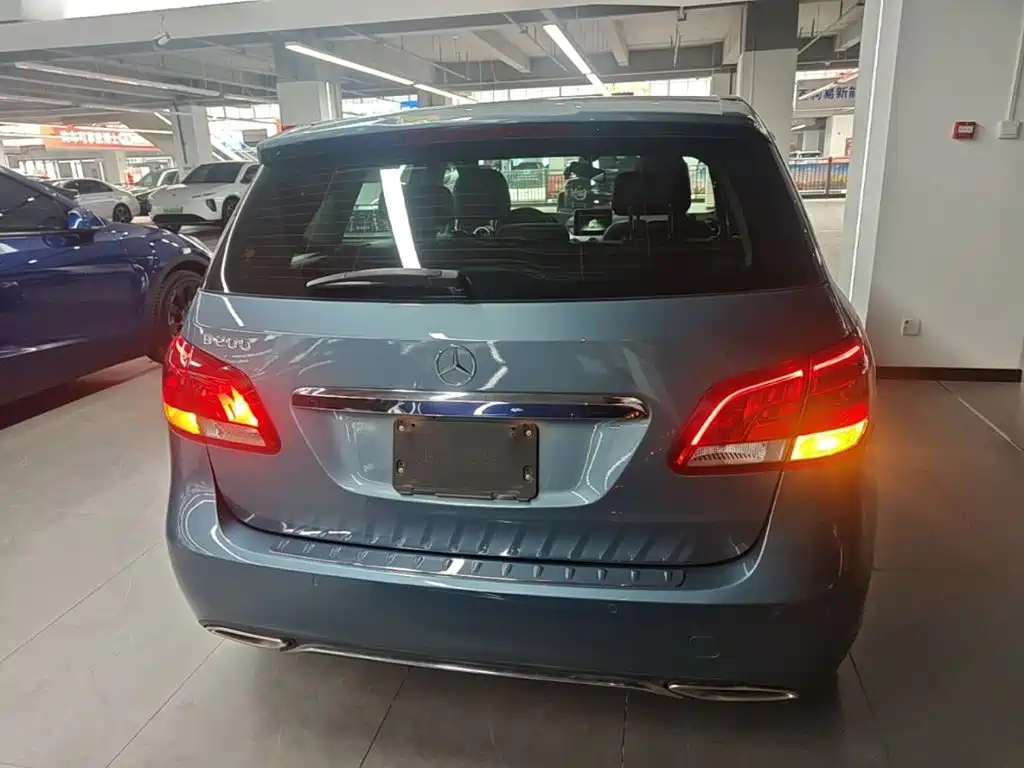Mercedes-Benz B-Class — миниатюра 6