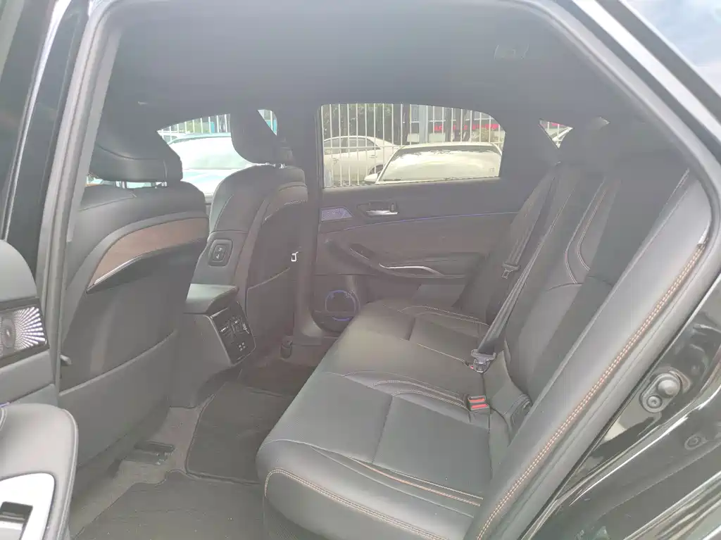 Toyota Avalon — миниатюра 7