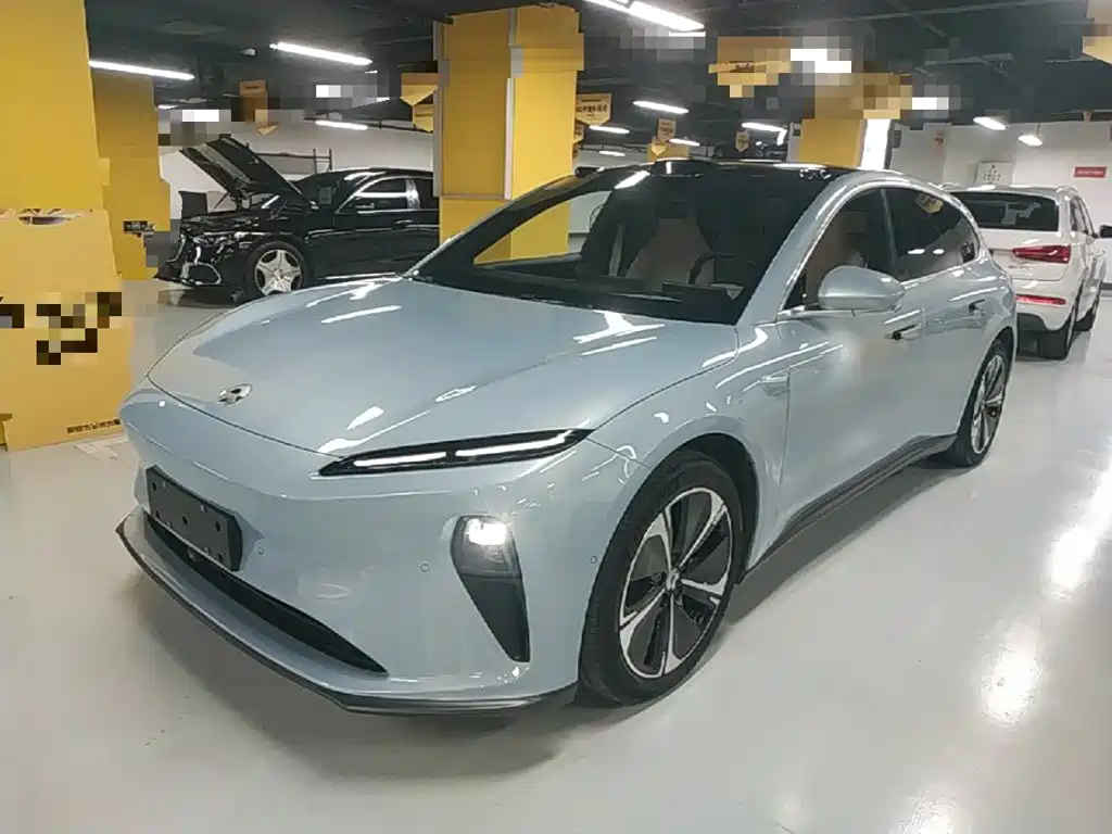 NIO ET5T — миниатюра 2