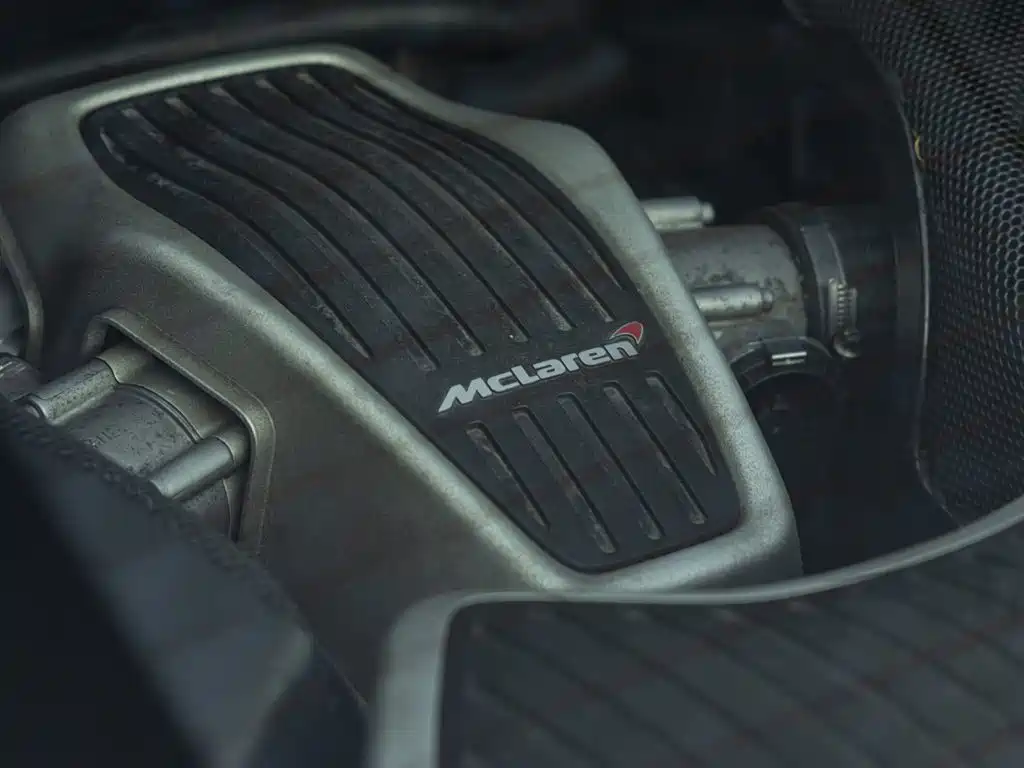 McLaren 12C 2013 3.8T COUPE