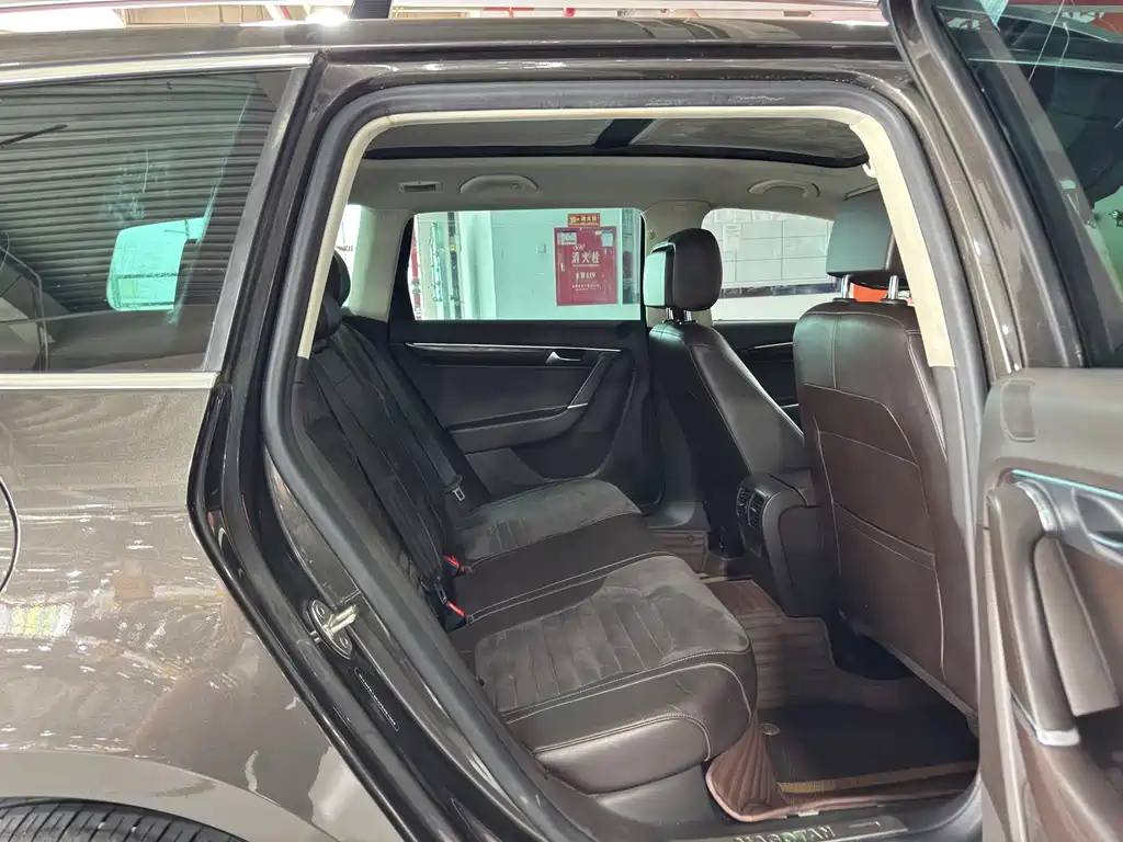 Volkswagen Magotan (Import) — миниатюра 11