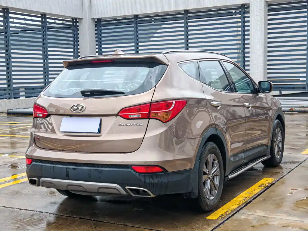 Hyundai Santa Fe — миниатюра 6