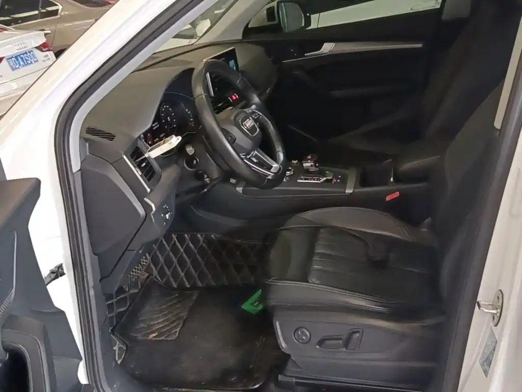 Audi Q5L — миниатюра 15