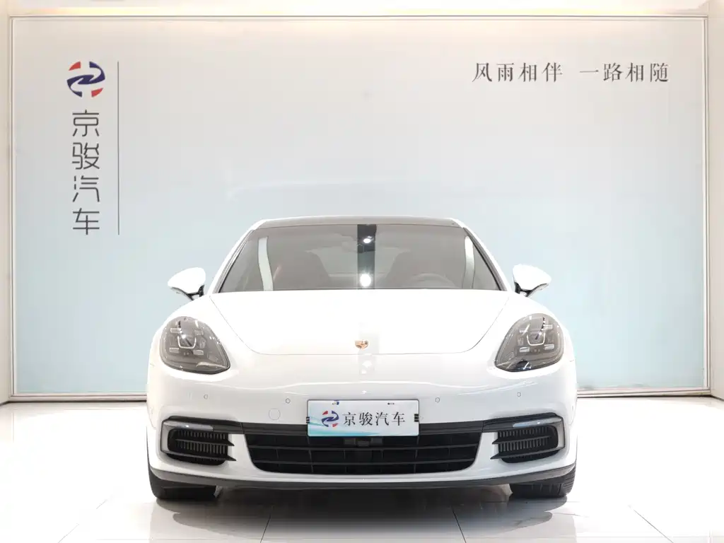 Porsche Panamera — миниатюра 2