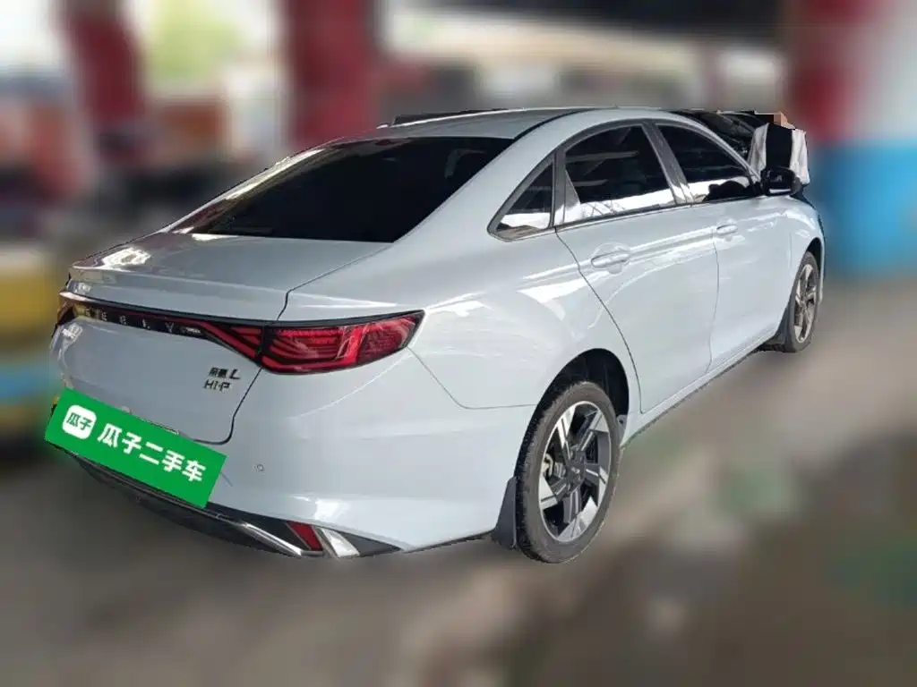Geely L HiP — миниатюра 5