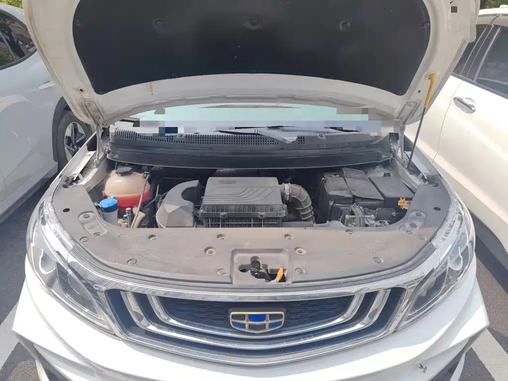 Geely Vision X3 — миниатюра 11